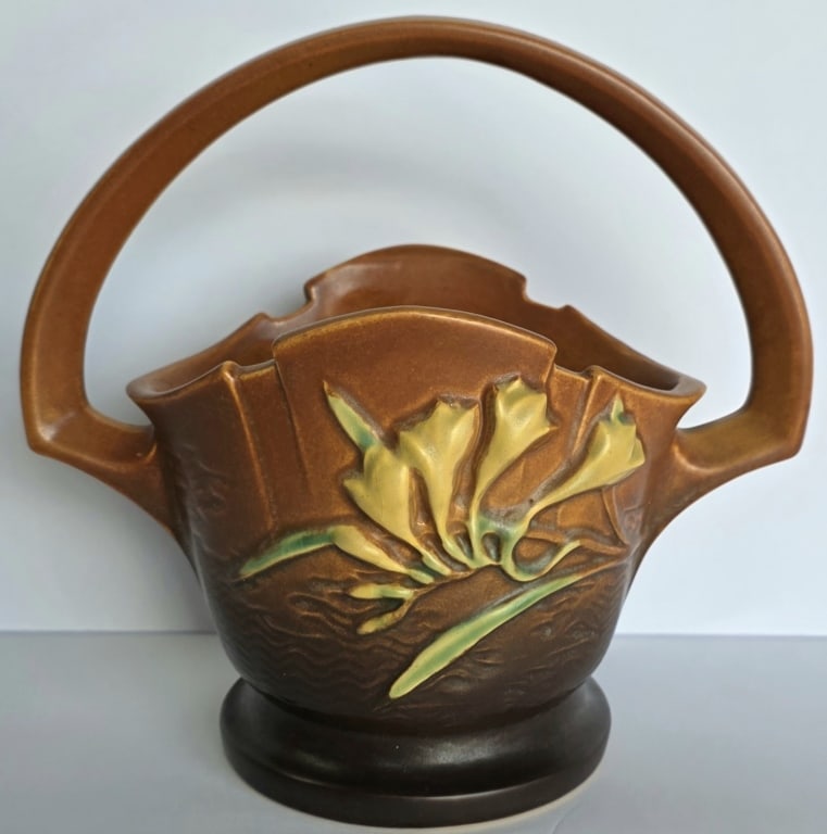 3pc Vintage Roseville Pottery 'Freesia' Ceramics (1 of 16)