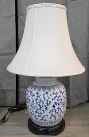 Beautiful Blue & White Porcelain Ginger Jar Lamp
