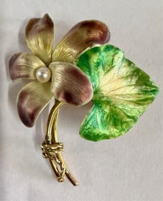 14k Enamel Flower Brooch - 9.6g TW