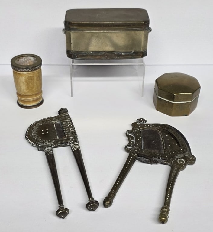 5pc Collection Assorted South Asia Collectibles: 5pc Collection of assorted South Asia collectibles. Includes pair of brass betel nut cutters, 7" long, brass betel nut box, approximately 2" x 4", brass octagon trinket box, 1.5" x 2.5", and bone? and