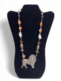 Vintage Marcie USA Pewter Lion and Stone Bead Statement Necklace 14.5