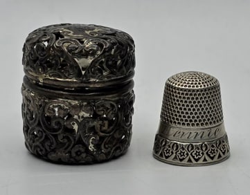 Vintage Sterling Silver Thimble & Case - 16.7g TW