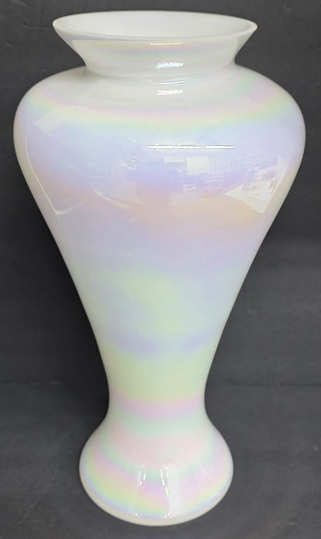 Cambridge Glass Co. 'Moonglow' Handblown Vase: Cambridge Glass Company 'Moonglow' vase. Handblown art deco style. Features pearlescent high gloss sheen. Approximately 16"h. Photos are considered part of the condition and description. 720