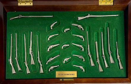 Franklin Mint "The Guns That Won The West"