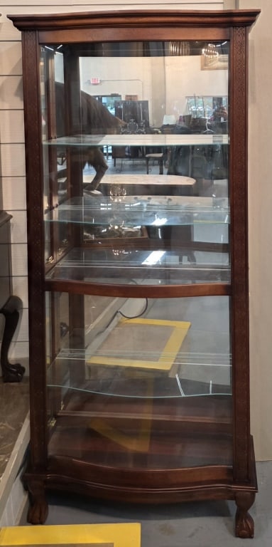 Pulaski Furniture Glass Front Curio Cabinet (1 of 7)