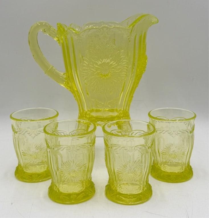Vintage Mosser Glass Uranium Dahlia Pitcher & Cups (1 of 15)