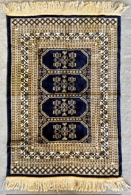 Beautiful Persian Isfahan Accent Rug
