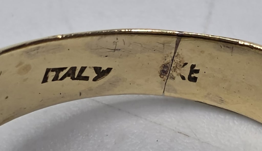 18k Multi-Dimensional Ring - 9.87g - 7