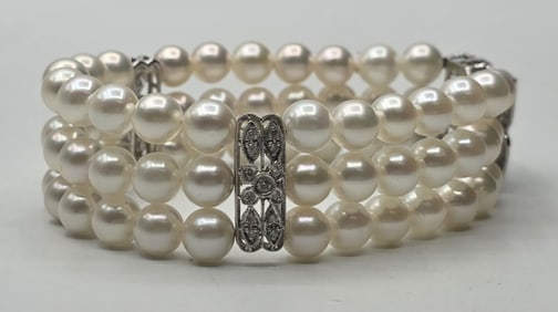Beautiful 14k Pearl and Diamond Bracelet