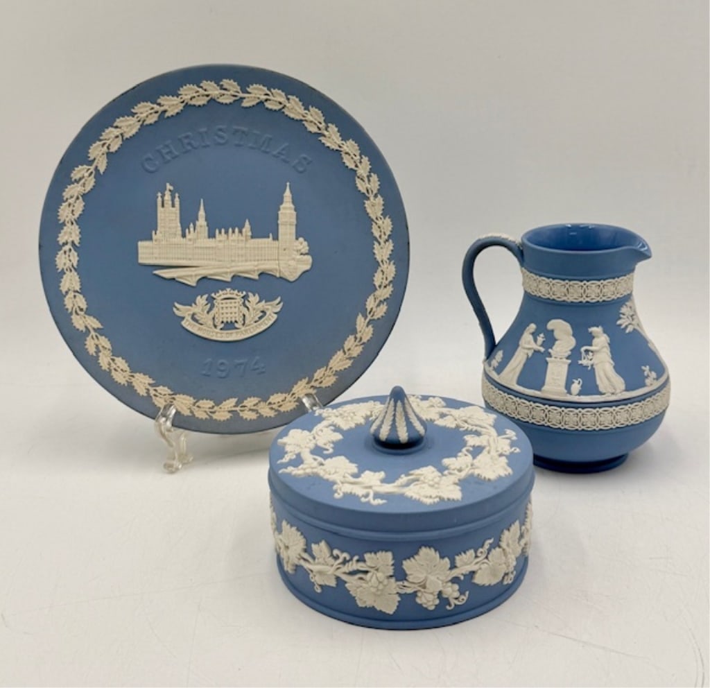 3pc Collection of Wedgwood Jasperware Collectibles (1 of 19)