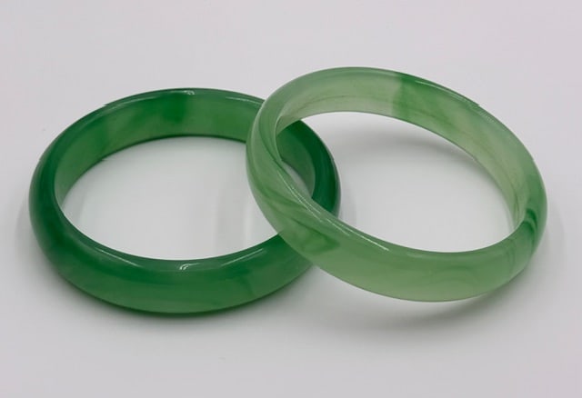 Pair of Beautiful Jade Bangles (1 of 11)