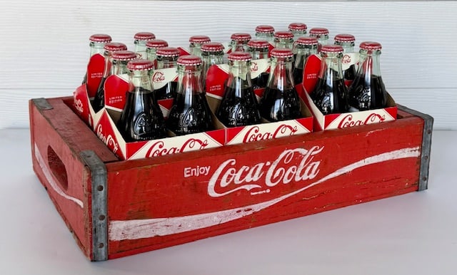 Vintage Coca Cola Wooden Crate & Bottles (1 of 16)