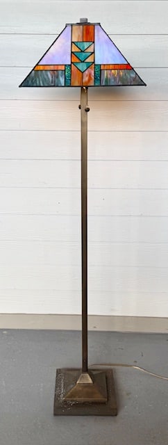 Beautiful Dale Tiffany Leaded Glass Floor Lamp (1 of 11)