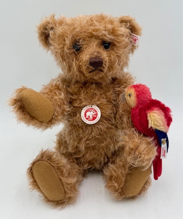 2013 Limited Edition Steiff Alexander Teddy Bear (1 of 18)