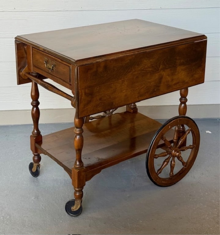 Vintage Heywood Wakefield Tea Cart (1 of 20)