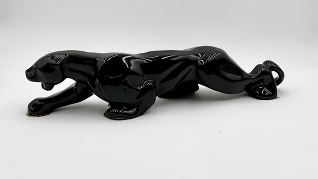 Vintage Ceramic MCM Black Panther T.V. Lamp: Vintage ceramic black panther tv lamp. Mid century modern design. Single bulb. Felt lined paws. In working condition. Electrical tape present on cord. Approximately 4.75"h x 20"l x 4.5"w, Photos are c