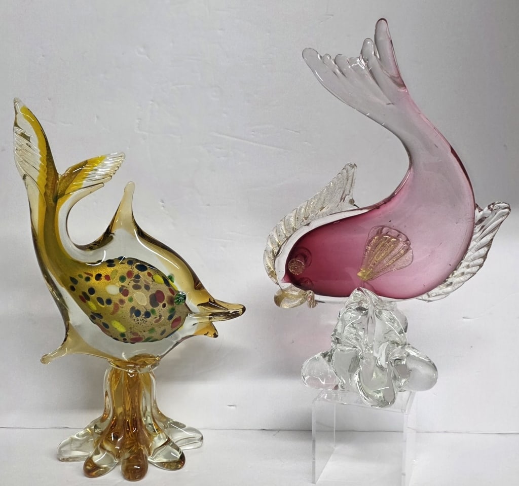 Pair of Beautiful Murano Art Glass Fish Sculptures (1 of 10)