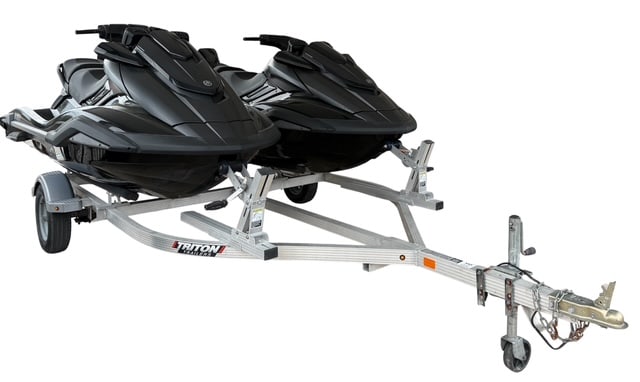 Pair Of 2020 Yamaha Supercharged Waverunners: Pair Of 2020 Yamaha Supercharged 1800cc Waverunners. Model Fc1800. Both Run Perfectly. 70mph Top Speed. Bluetooth Radios. 32 And 36 Running Hours. Includes Triton Double Aluminum Trailer And Original