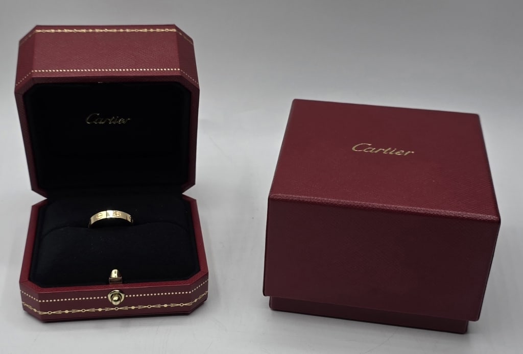 Cartier 18k LOVE Ring - 3.34g (1 of 5)