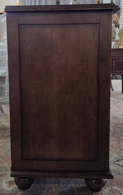 Pottery Barn Mahogany Laurel Sideboard - 3