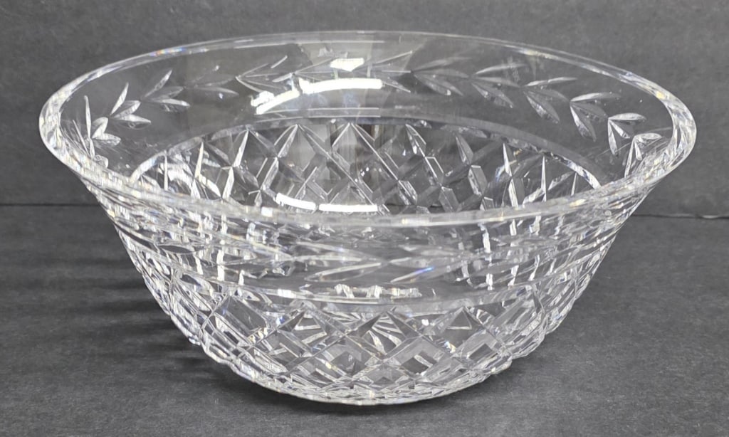 Beautiful Waterford Crystal Glandore Serving Bowl: Beautiful Waterford Crystal Glandore serving bowl. Features intricate crosshatch and fan cuts with a laurel motif along the rim. Approximately 4"h x 9"dia. Photos are considered part of the
