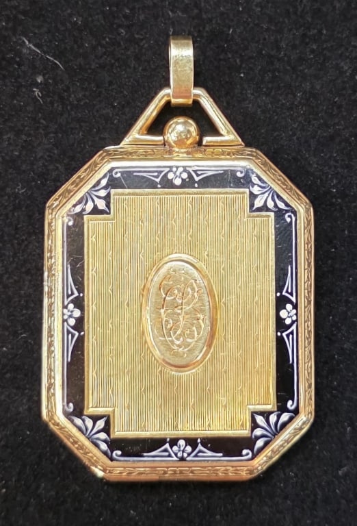 14k Antique Victorian Locket Pendant - 25.65g TW: 14k Antique Victorian locket pendant. Octagonal locket necklace pendant features engine-turned engraving, a monogram center, and a black and white enamel border. Approximately 2 1/8"h x 1 3/8"w and 25