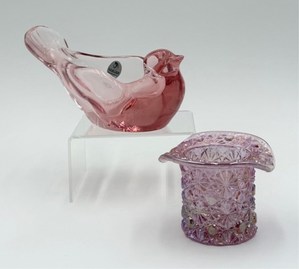 Fenton Art Glass Bird & Top Hat Toothpick Holder (1 of 8)