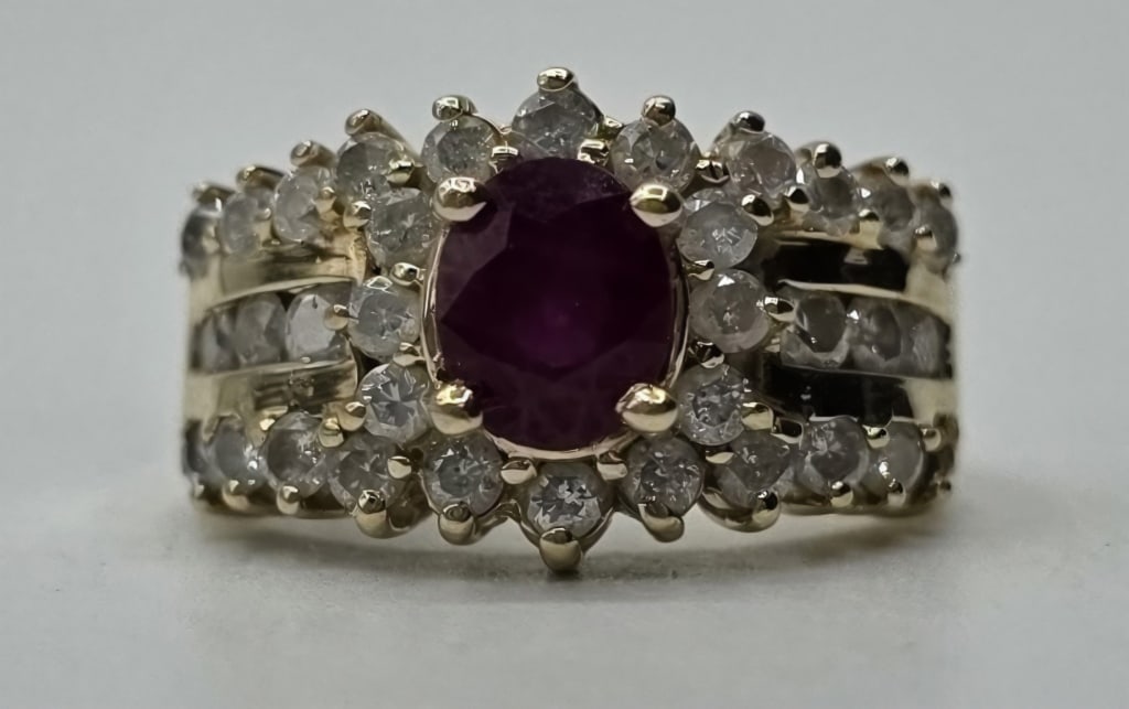 14k Diamond and Ruby Ring - 8.54g TW - 2