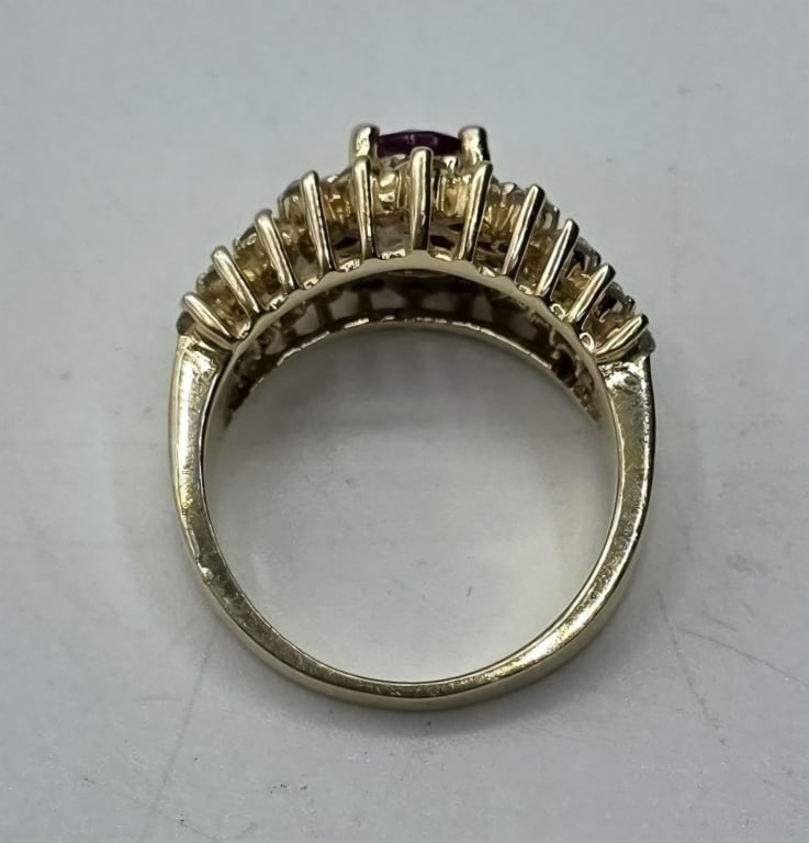 14k Diamond and Ruby Ring - 8.54g TW - 6