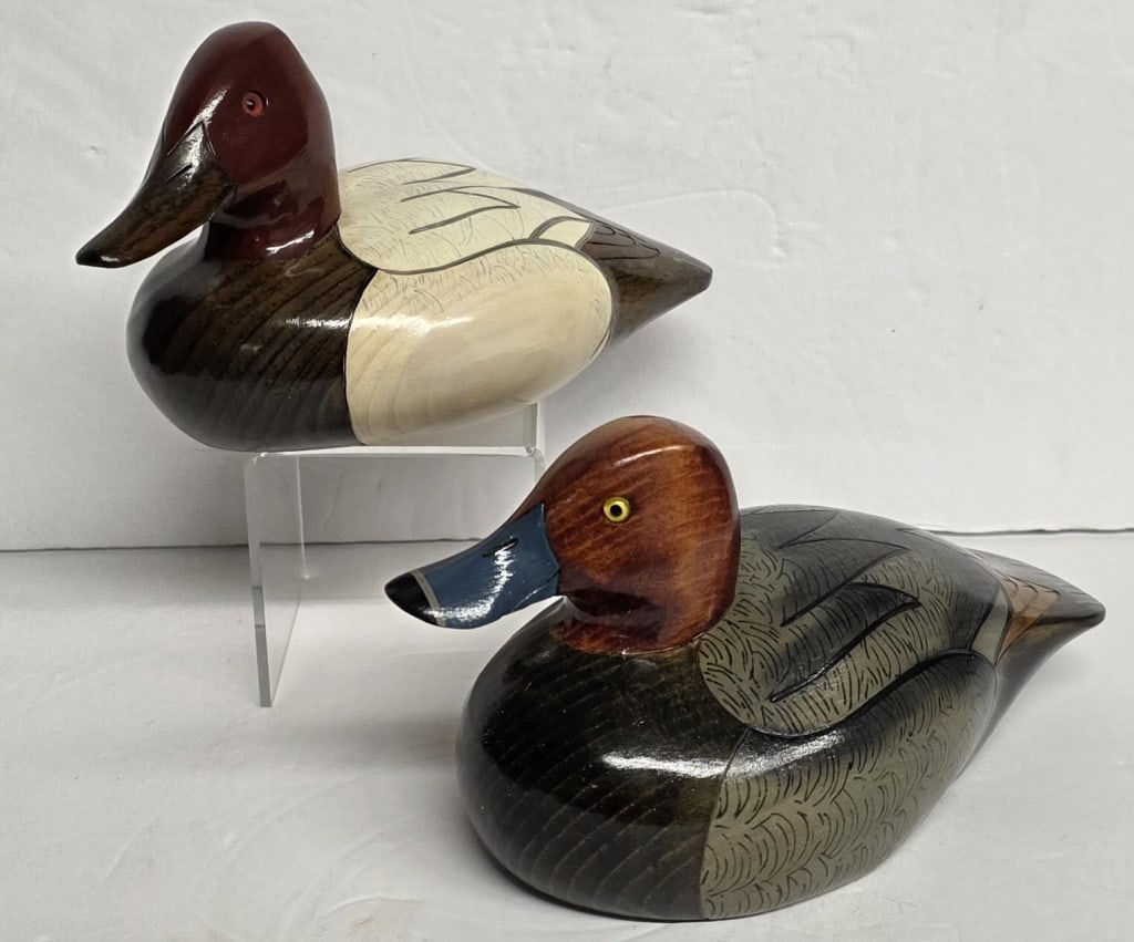 Pair of Artist Signed Handcrafted Duck Decoys (1 of 11)