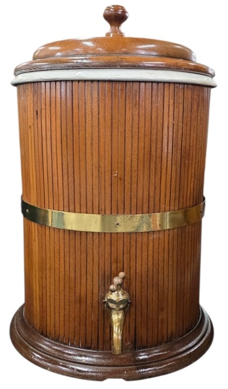 Antique Wooden Beverage Cooler & Dispenser (1 of 7)