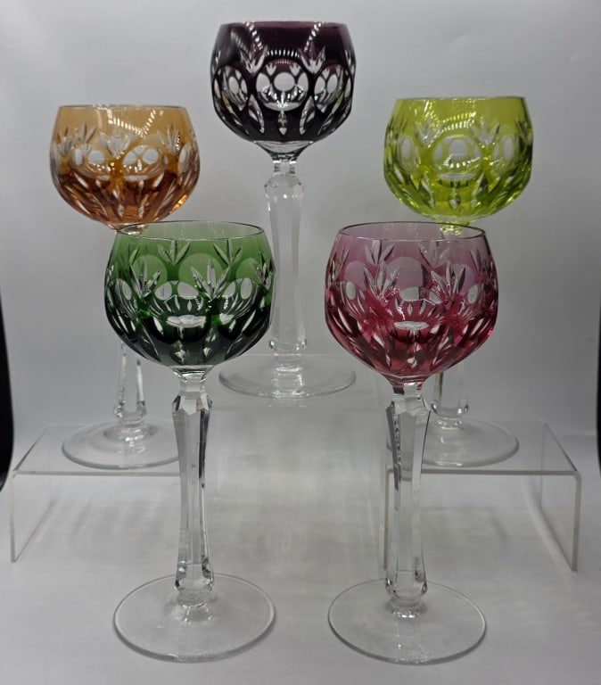 Vintage Nachtmann Style "Bamberg" Wine Glasses: Set of 5 Nachtmann style "Bamberg" wine glasses. Glasses feature geometric paring and notched cut outs in an 8 fold symmetry pattern. In excellent condition with no chips or cracks. Approximately 8"h.