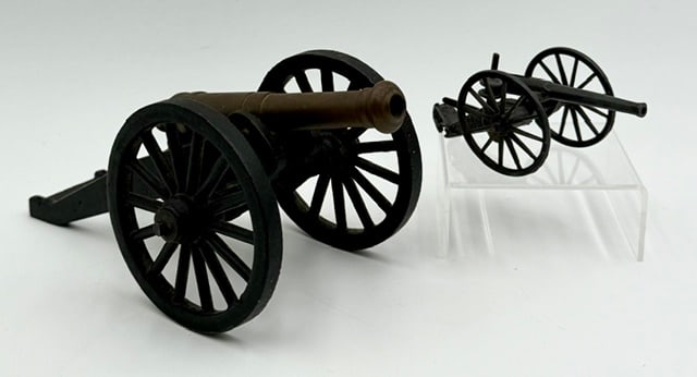Pair of Collectible Miniature Cannons (1 of 16)