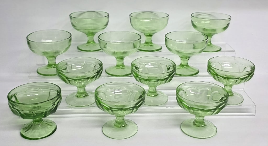 Vintage Depression Uranium Glass Sherbet Dishes (1 of 6)