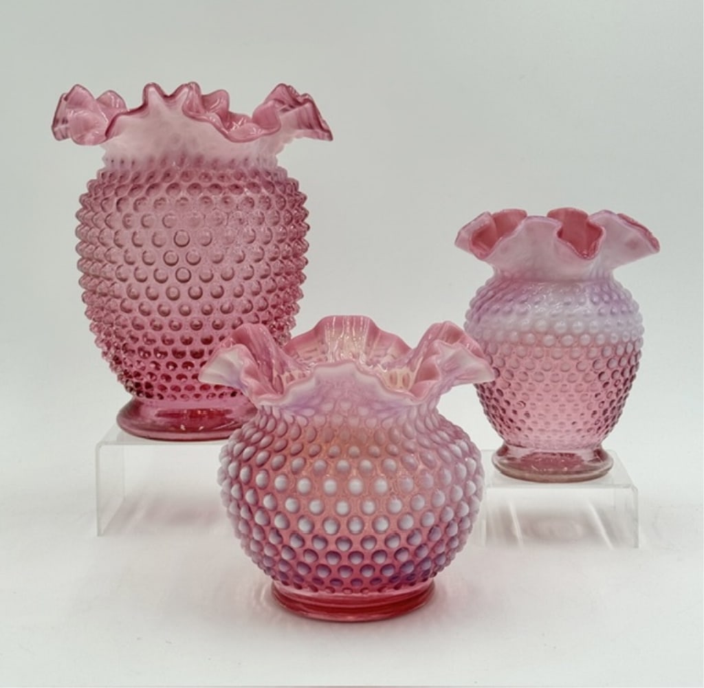 3pc Beautiful Cranberry Opalescent Hobnail Vases (1 of 15)