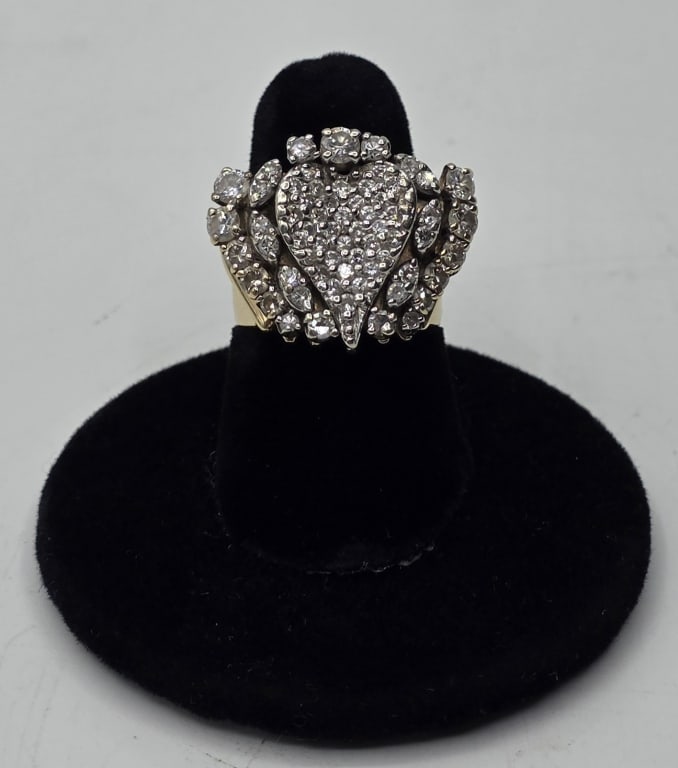 14k Diamond Cluster Ring - 9.67g TW (1 of 6)