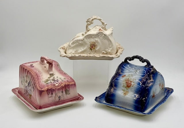 Assorted Antique Porcelain Covered Cheese Dishes (1 of 20)
