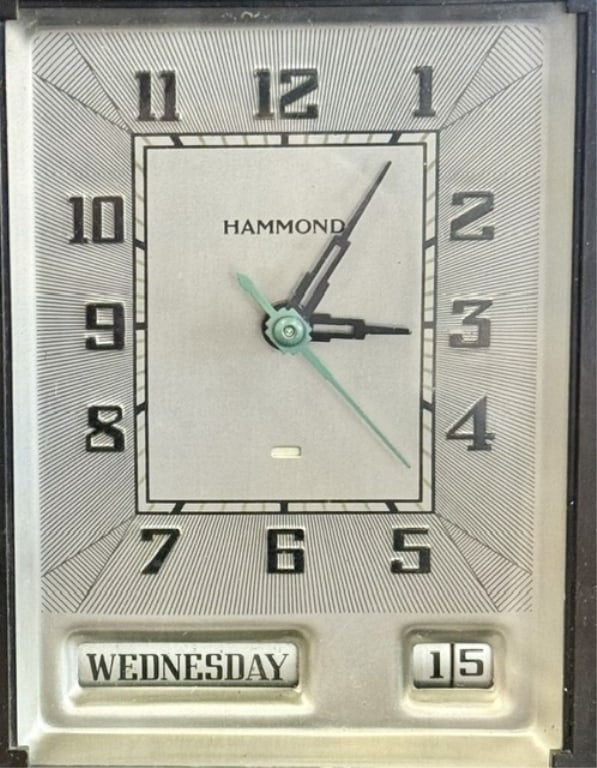 Hammond "Gregory" Skyscraper Bakelite Clock - 2