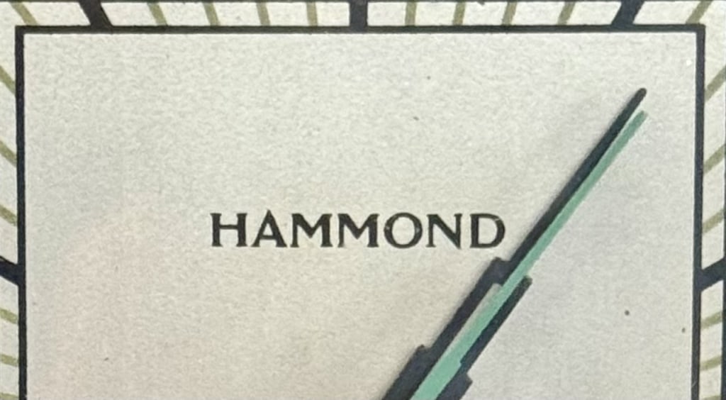Hammond "Gregory" Skyscraper Bakelite Clock - 4