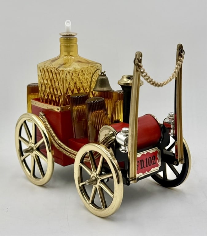 Vintage Municipal Fire Dept. Musical Decanter Set (1 of 17)