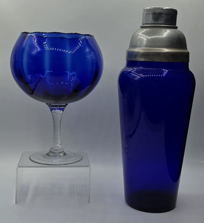 2pc Vintage Cobalt Blue Art Glass Barware (1 of 10)