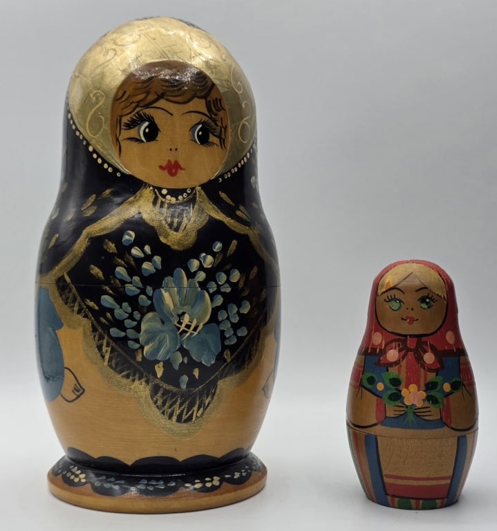 2pc Matryoshka Russian Nesting Dolls (1 of 13)
