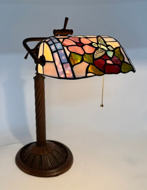 Vintage Tiffany Style Hummingbird Banker's Lamp (1 of 14)