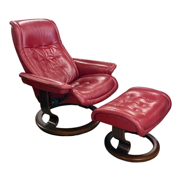 MCM Ekornes Stressless "Royal" Leather Recliner: Vintage MCM Scandinavian Ekornes Stressless "Royal" leather recliner with matching ottoman. Crafted and made in Norway. Features richly colored crimson red leather upholstery and sits on bentwood 360?
