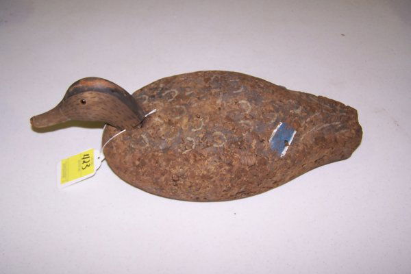 CORK BODY WITH BOARD BOTTOM GLASS EYES TUX - DUX B: CORK BODY WITH BOARD BOTTOM GLASS EYES TUX - DUX BLACK DUCK DECOY