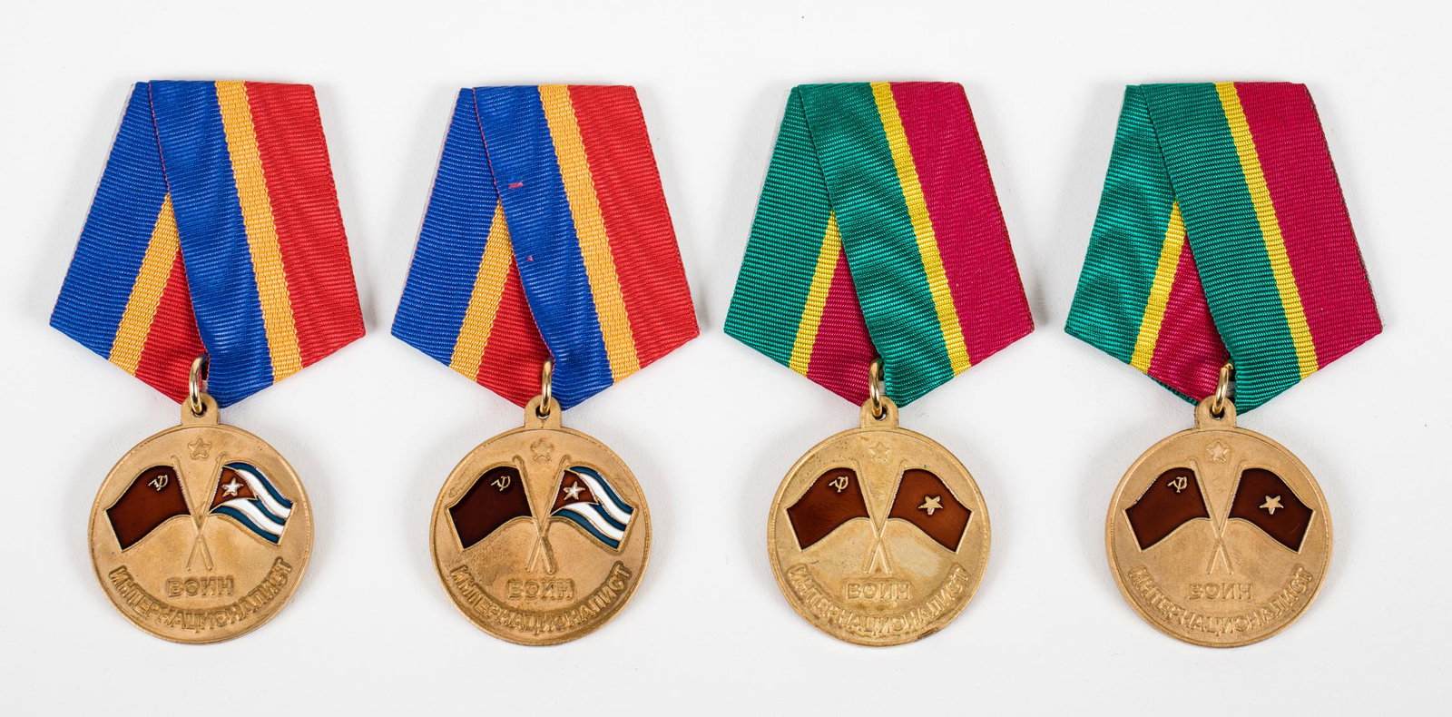 RUSSIAN FOREIGN WARS MEDALS (4): Lot of four Russian Foreign Wars medals with ribbons, including two 'War in Vietnam', 2 for Cuban conflict 'Bay of Pigs'. Unauthenticated, sold as-is.
