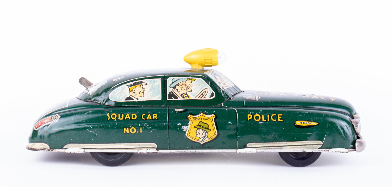 MARX DICK TRACY SQUAD CAR: Marx Dick Tracy Police Squad Car 11.25 inches long. Friction not working.