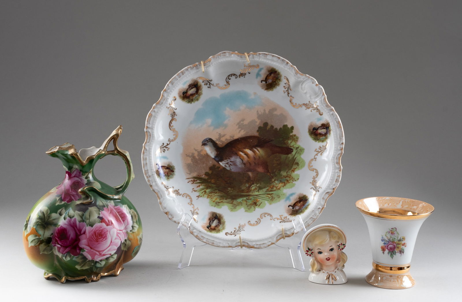 4 DECORATIVE PORCELAIN ITEMS (1 of 1)