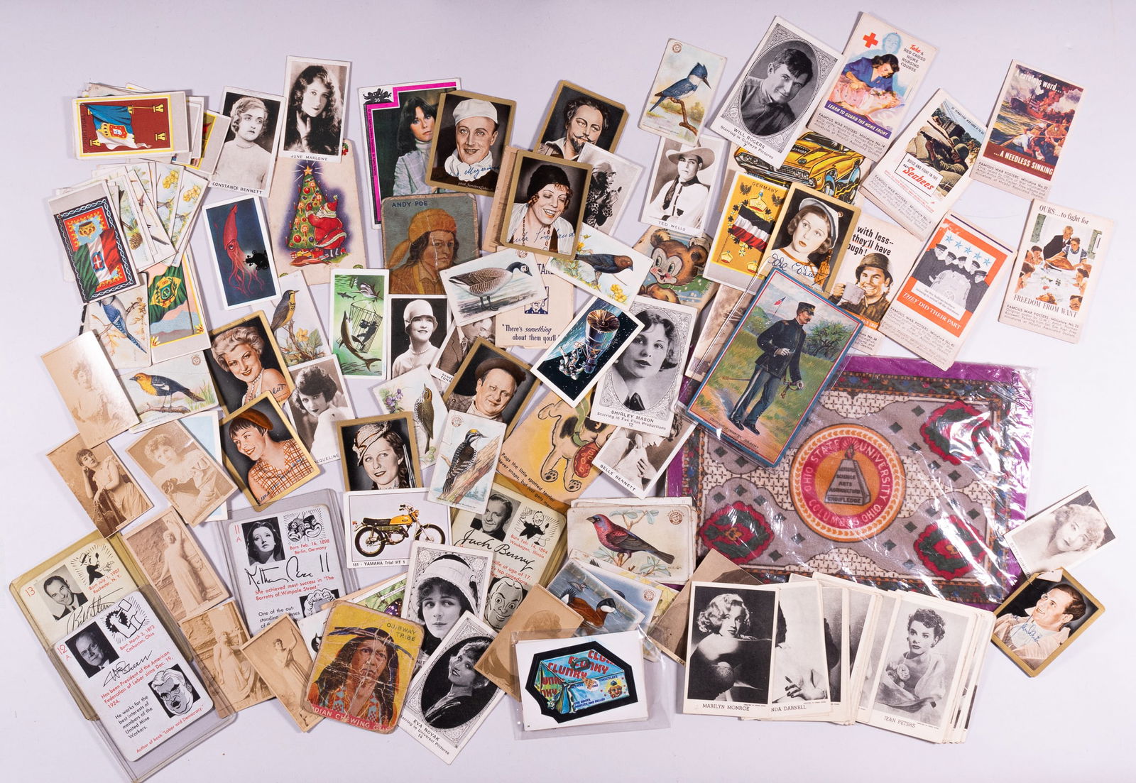 100+ CIGARETTE TRADING CARDS (1 of 7)