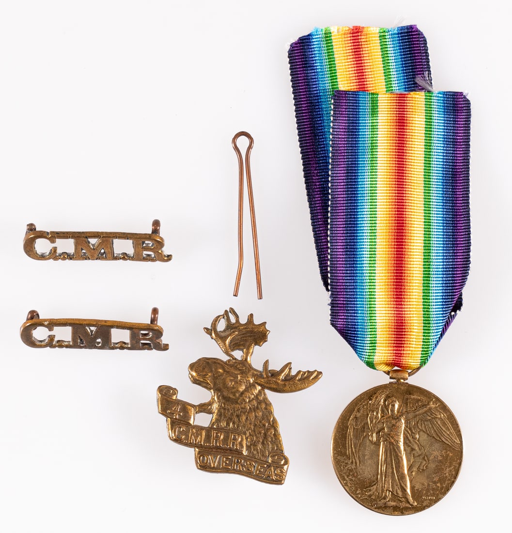 NAMED CANADIAN WWI VICTORY MEDAL: Canadian WWI Victory medal engraved Private Melvin E. Dillabough of the 4th Canadian Mounted Rifles Battalion, and numbered 633939. With two Canadian Mounted Rifle Battalion shoulder titles and a 4th